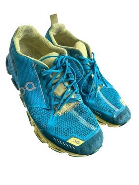 On Running On Cloud Cloudflyer blue yellow maui lemon running trainers size 10